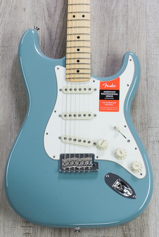 Fender American Professional Stratocaster Guitar Sonic Gray Maple Board 0113012748