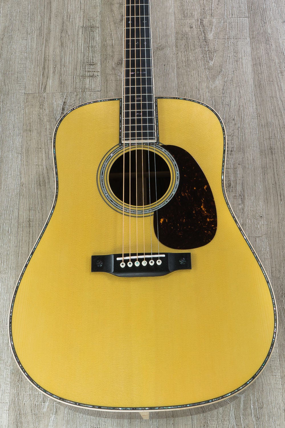 Martin D 42 Custom Limited Edition Acoustic Guitar Carpathian Spruce Top Rosewood Back and Sides 2227221